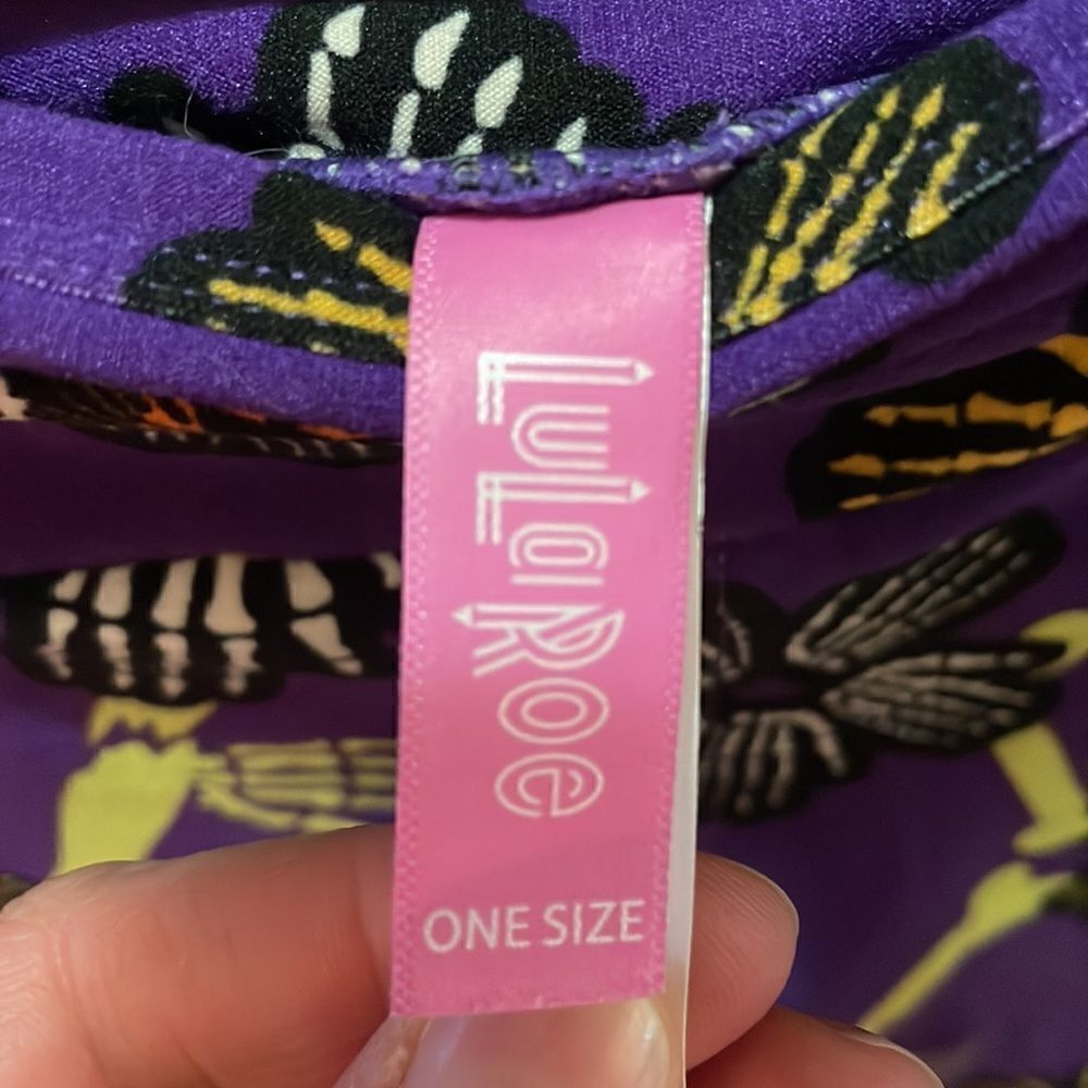 ✨LuLaRoe Purple Halloween Skeleton & Bones Leggings - Picture 5 of 7